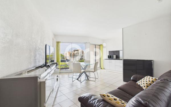 Appartement à vendre    1 pièce • 36,01 m2 Mandelieu-la-Napoule