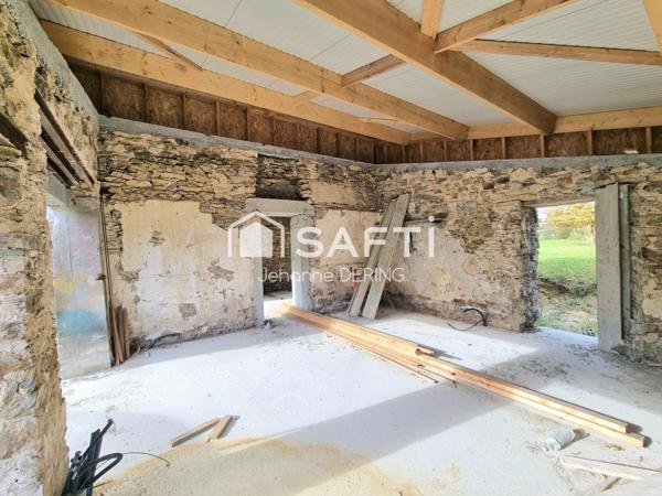 Bâtisse de caractère avec possibilité d'agrandissement