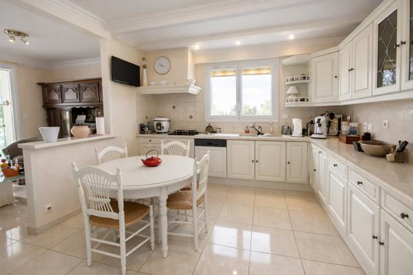 Maison 8 pièces – 200 m² environ à La Baule-Escoublac (ref : 75121P)
