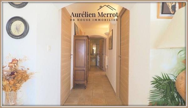 Maison à vendre 10 pièces de 269 m²