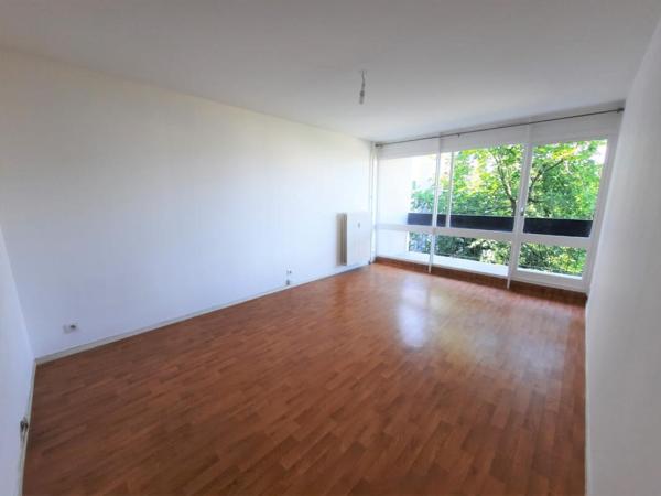 Appartement T2 à louer - 46 m² (réf : 551552)