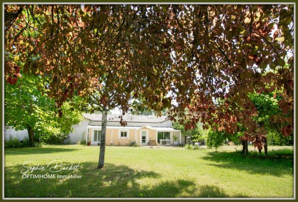 LÉOGNAN – UN ÉCRIN DE NATURE À DEUX PAS DE BORDEAUX SUR 8000 m² de terrain