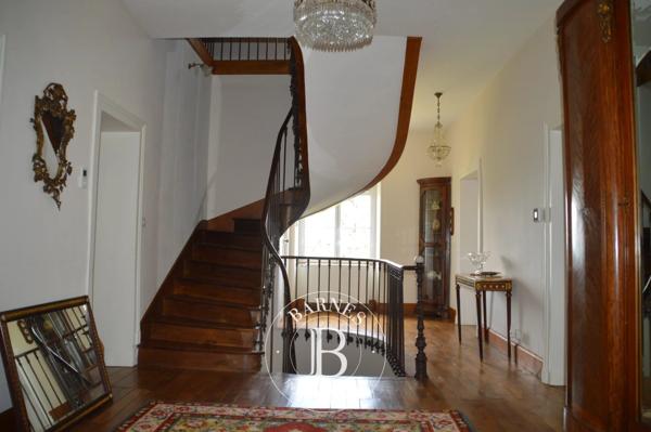 Montmorillon, Manoir 12 Chambres -  665 m² à vendre
