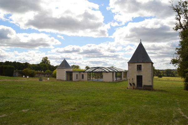 Montmorillon, Manoir 12 Chambres -  665 m² à vendre