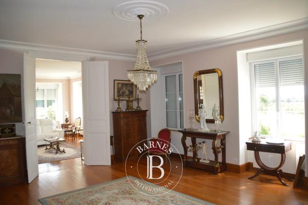 Montmorillon, Manoir 12 Chambres -  665 m² à vendre