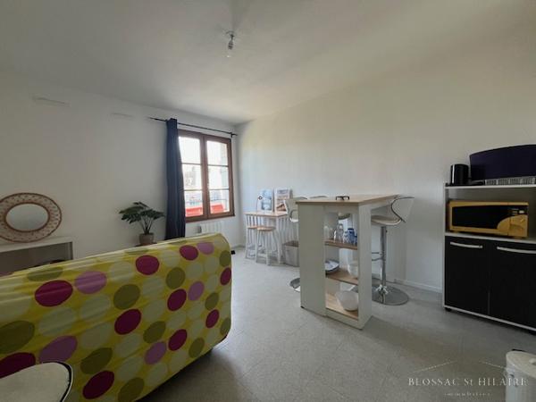 POITIERS - CENTRE VILLE - STUDIO MEUBLE 21M²
