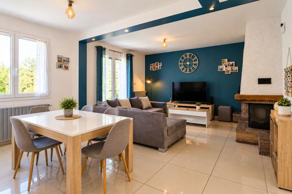Maison Imphy 4 pièces, 3 chambres, proches commodités, lumineuse, garage, sous-sol