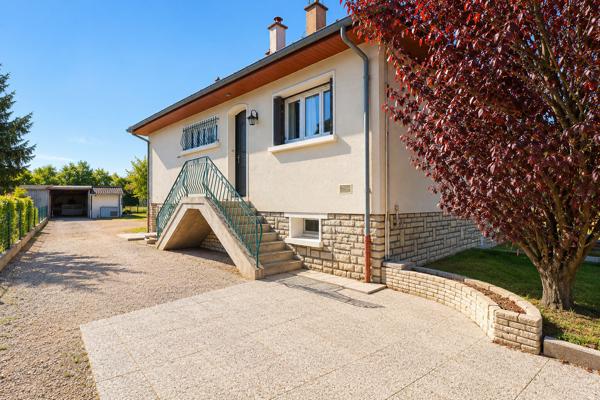 Maison Imphy 4 pièces, 3 chambres, proches commodités, lumineuse, garage, sous-sol