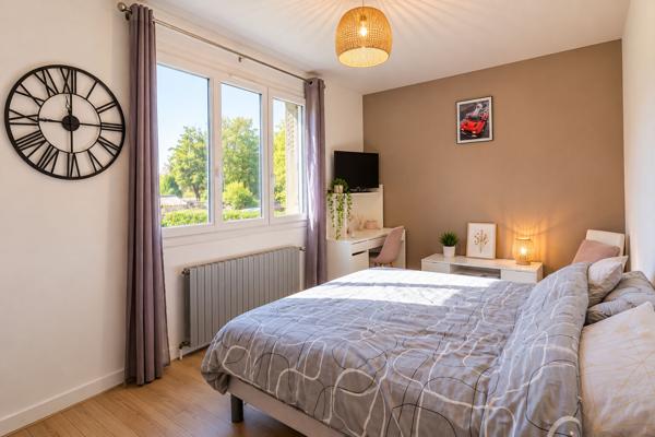 Maison Imphy 4 pièces, 3 chambres, proches commodités, lumineuse, garage, sous-sol