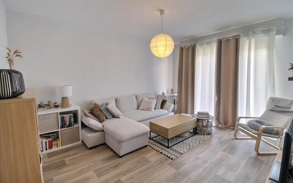 Appartement à vendre    2 pièces • 53,80 m2 Horbourg-Wihr