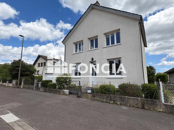 Location Maison 9 pièces 152.7 m² - Fontaine-les-dijon 21121