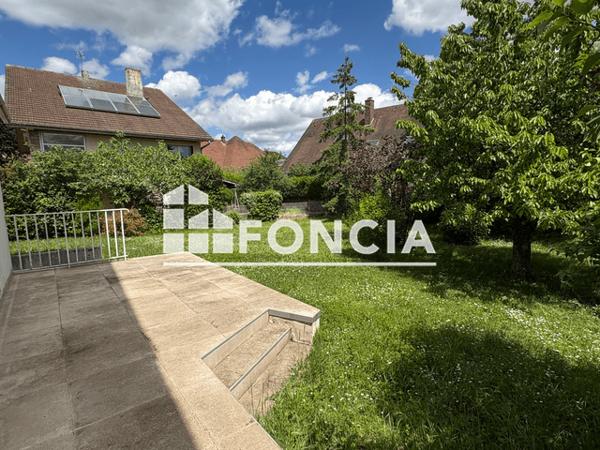 Location Maison 9 pièces 152.7 m² - Fontaine-les-dijon 21121
