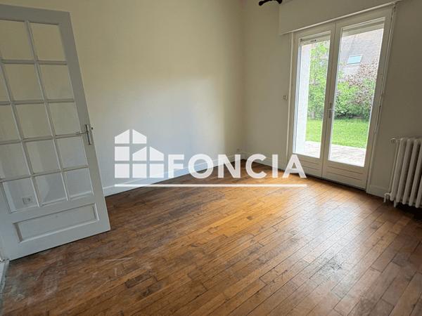 Location Maison 9 pièces 152.7 m² - Fontaine-les-dijon 21121