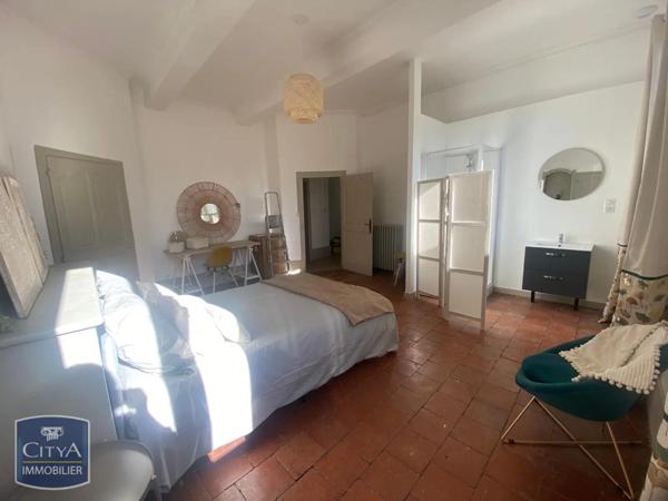 Appartement à louer 6 pièces 177m²