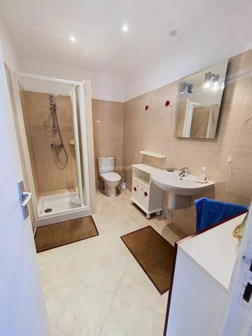 Vente                                                      Maison de village
                        
                     5 pièces                      144 m2                     à Lumio