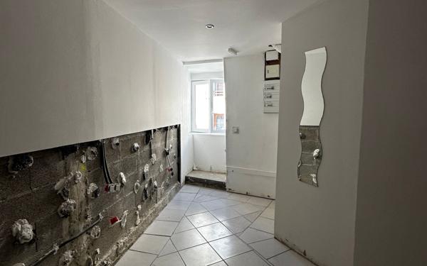 Maison à vendre    2 pièces •  Pauligne