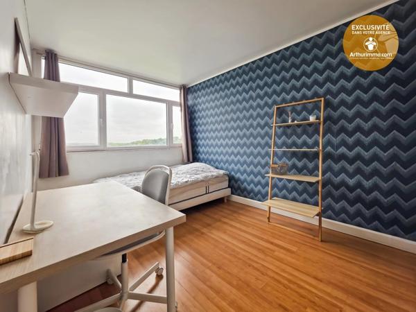 Location Appartement 5 pièces 79 m2 à Évry-Courcouronnes