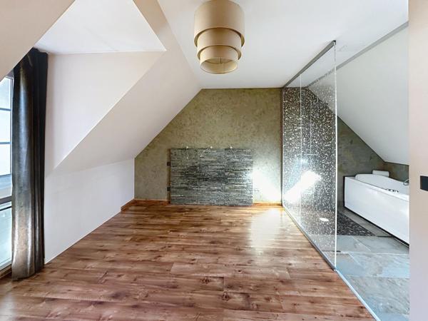 194 m² de volumes au cœur de la nature ...