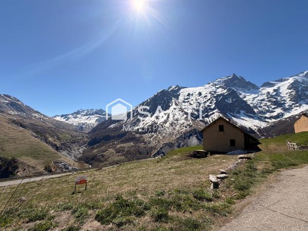 Terrain constructible de 576 m² à Ventelon