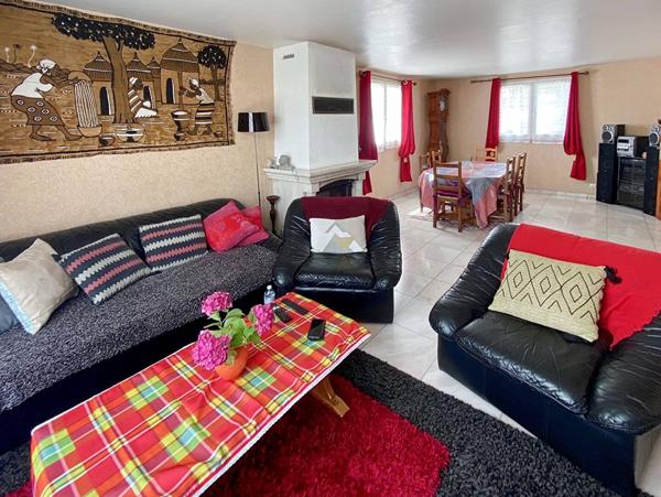 Maison Vauréal - 5 pièce(s) - 120 m2 avec terrain et garage.