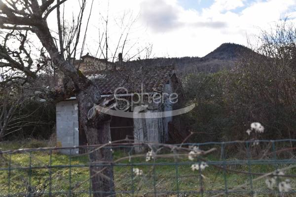 Maison de campagne avec grand terrain
