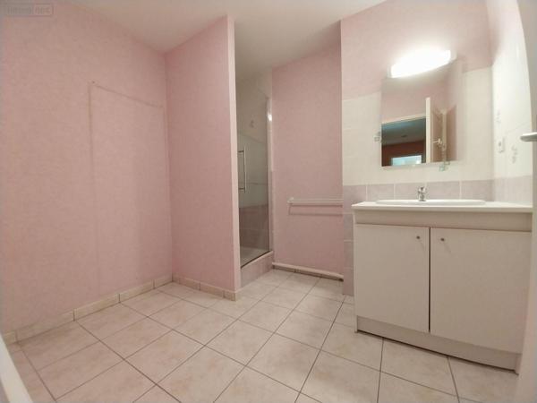 Appartement à vendre à Vitré en Ille-et-Vilaine (35500), ref : 35131-11   
centre-ville