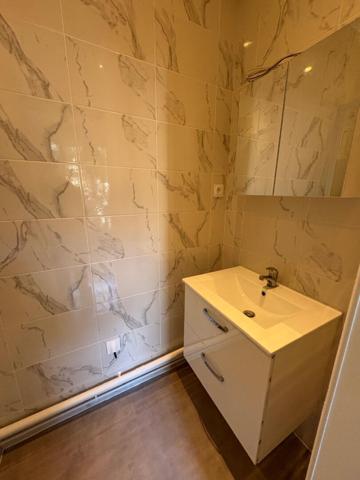 Appartement Courbevoie 2 pièce(s) 32 m2