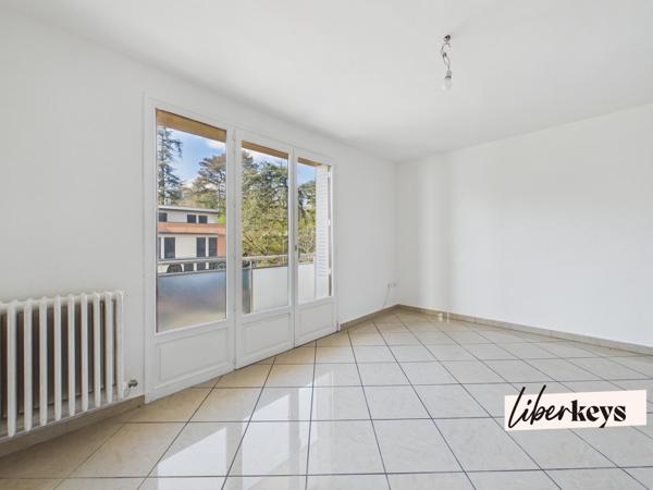 Lumineux et spacieux T5 idéal investisseur 