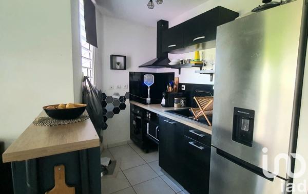 Appartement 2 pièces de 43 m² à Fort-de-France (97200)