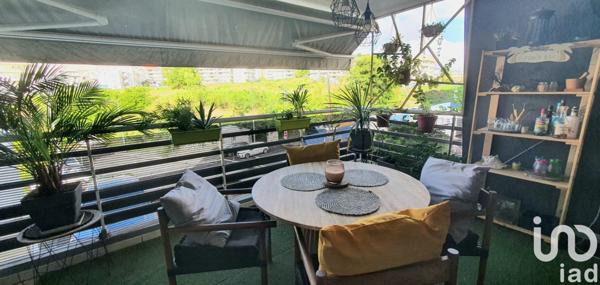 Appartement 2 pièces de 43 m² à Fort-de-France (97200)