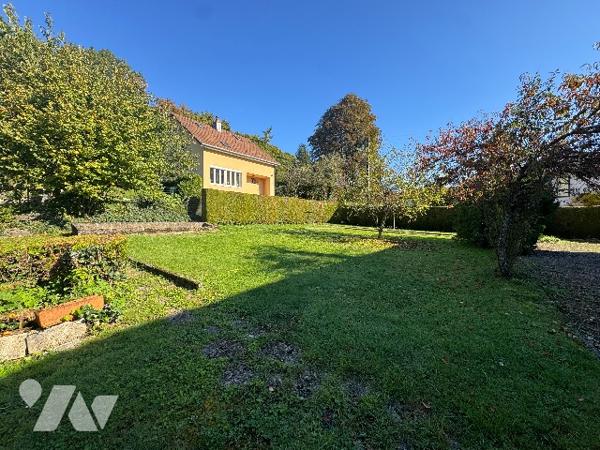 MAISON SEMI-PLAIN-PIED 72 m2 SANS VIS A VIS ETOUVANS AVEC TERRAIN DE 7 ARES