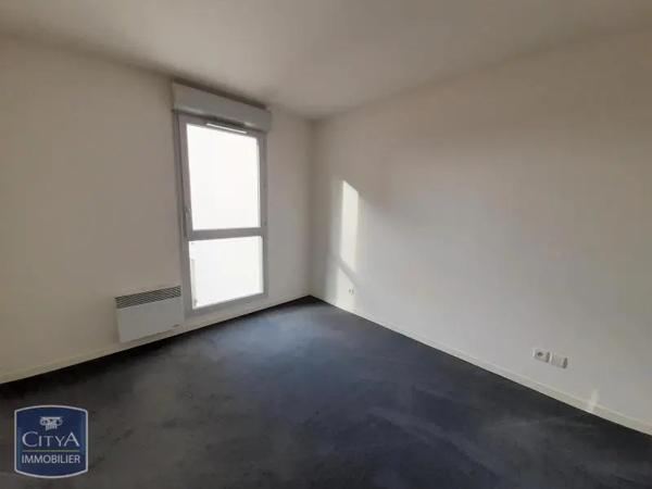Appartement à louer 2 pièces 40.01m² Reims (51100)