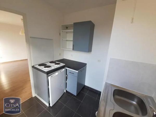 Appartement à louer 2 pièces 40.01m² Reims (51100)