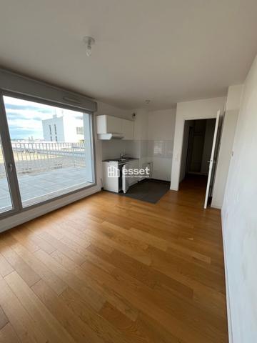 Location Studio 23.2 m² - Joinville Le Pont 94340