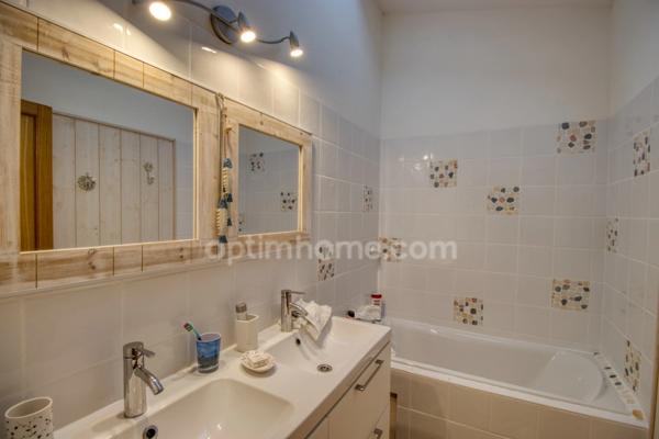 Maison 8 pièces, 5 chambres à SAINT PIERRE D'OLERON (17) La chefmalière