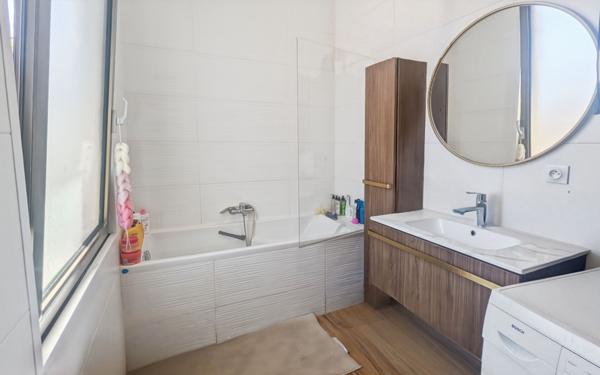 Appartement à vendre    2 pièces • 39 m2 Le Cannet