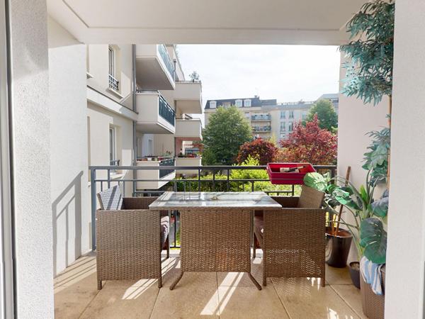 ROSNY-SOUS-BOIS, Appartement T2, Balco, parking, 41m2