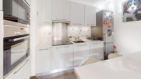 ROSNY-SOUS-BOIS, Appartement T2, Balco, parking, 41m2