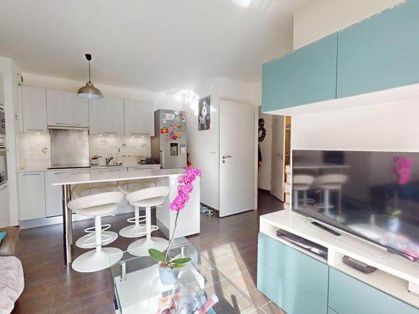ROSNY-SOUS-BOIS, Appartement T2, Balco, parking, 41m2