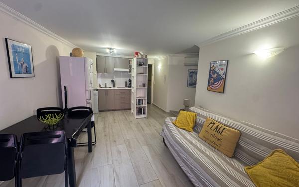 Appartement à vendre    3 pièces •  Sète