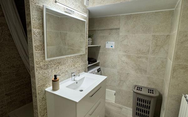 Appartement à vendre    3 pièces •  Sète