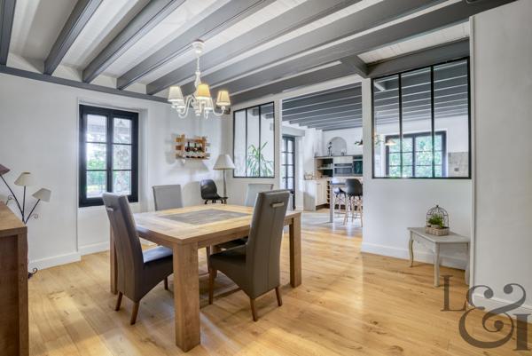 Propriété en pierre avec dépendances à proximité de Villeneuve-sur-Lot