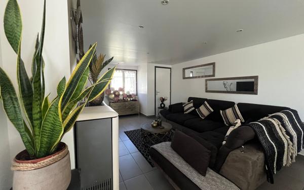 Appartement à vendre    4 pièces • 80,18 m2 Saint-Maur-des-Fossés