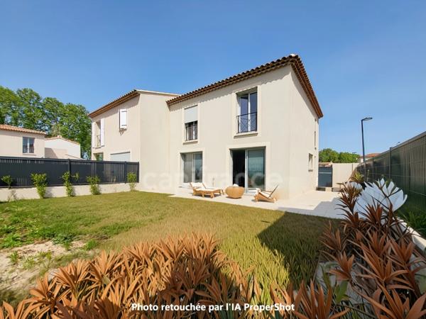 Maison à vendre 4 pièces MALLEMORT (13)