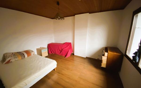 Appartement à vendre    1 pièce • 26 m2 Reims