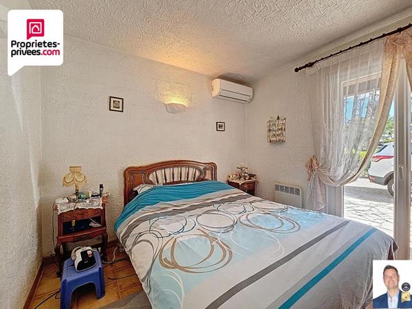 VILLA 5 PIECES 177 m2 PISCINE SOUS-SOL GARAGE ET TERRAIN DE 2335 M2