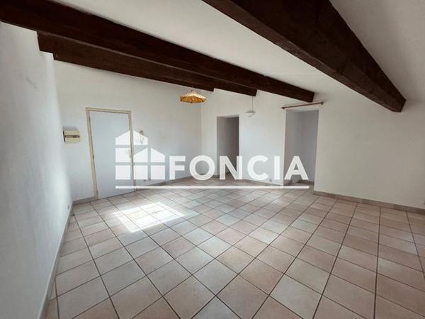 Location Appartement 2 pièces 40 m² - 16 RUE PIERRE TAILLANT Pont Saint Esprit 30130