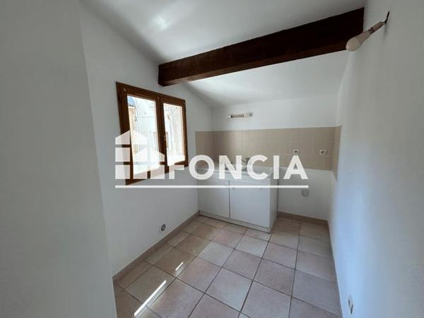 Location Appartement 2 pièces 40 m² - 16 RUE PIERRE TAILLANT Pont Saint Esprit 30130