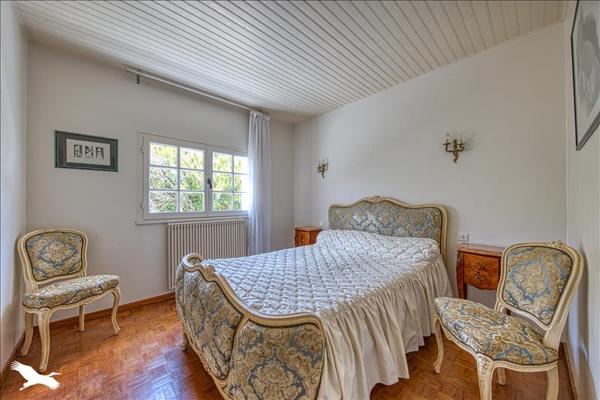 Maison à vendre |  Andernos-les-Bains |  7 pièces | 141 m²