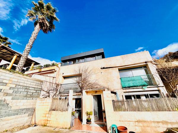 MÈZE appartement T2 de 45.34m² avec balcon et place de stationnement